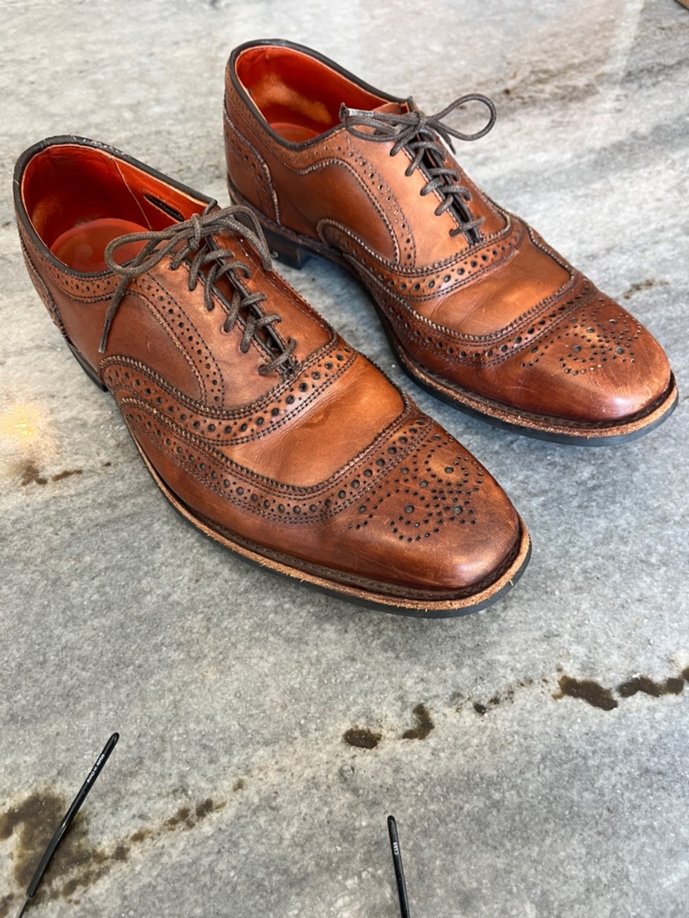 Allen Edmonds UniversityClassic Brogue Oxford Men’s Dress Shoes - Brown